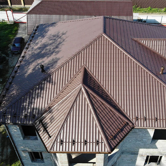 Монтаж сложной крыши и кровли в Боровске и Калужской области